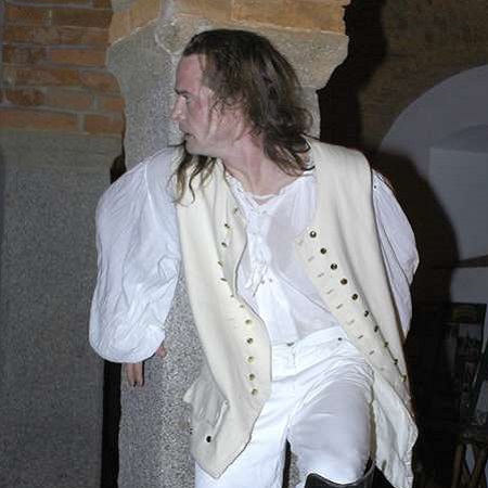 Karasek's Schauspielereien: Szene 004 - ... und presste ihn zum Militär